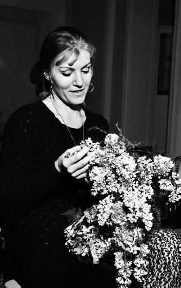 Иллюстрация к книге — Эхо любви [imgb12a.jpg]