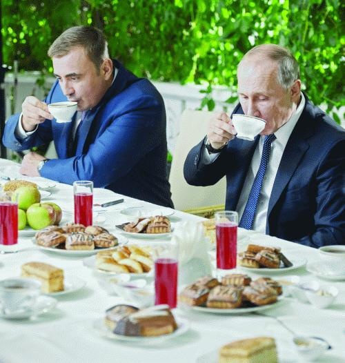 Иллюстрация к книге — Путин. Прораб на галерах [i_055.jpg]