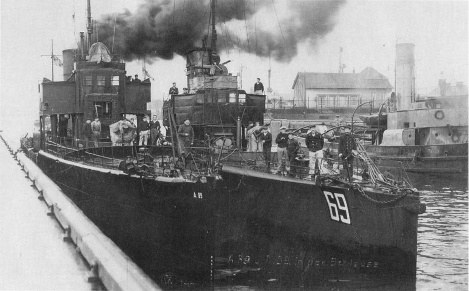 Иллюстрация к книге — Анна – королева морской разведки [i_014.jpg]