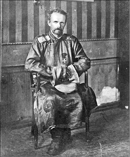 Иллюстрация к книге — Красные против белых. Спецслужбы в Гражданской войне 1917-1922 [i_042.jpg]