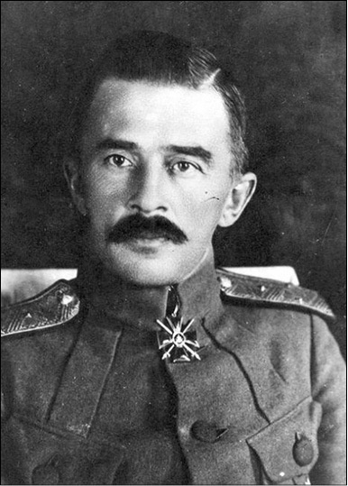 Иллюстрация к книге — Красные против белых. Спецслужбы в Гражданской войне 1917-1922 [i_047.jpg]