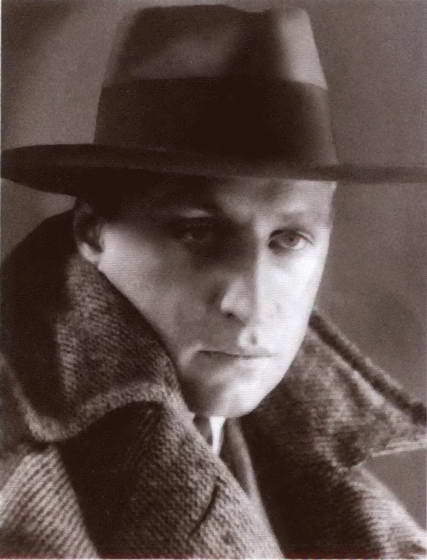 Иллюстрация к книге — Любовь Орлова [i_023.jpg]