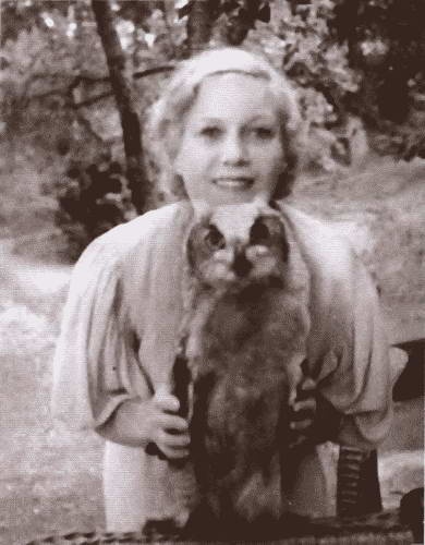 Иллюстрация к книге — Любовь Орлова [i_034.jpg]