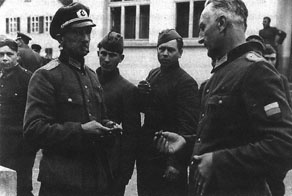 Иллюстрация к книге — Особый штаб "Россия" [p0355.jpg]