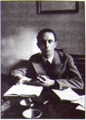 Иллюстрация к книге — Ольга Чехова. Тайная роль кинозвезды Гитлера [i_007.jpg]