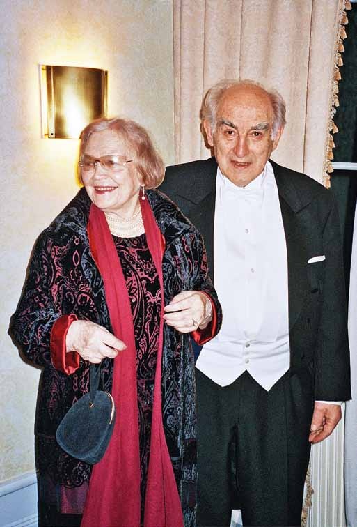 Иллюстрация к книге — Виталий Гинзбург, Игорь Тамм [i_034.jpg]