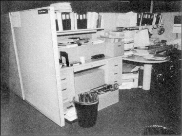 Иллюстрация к книге — Бережливое производство плюс шесть сигм в сфере услуг. Как скорость бережливого производства и качество шести сигм помогают совершенствованию бизнеса [i_079.jpg]