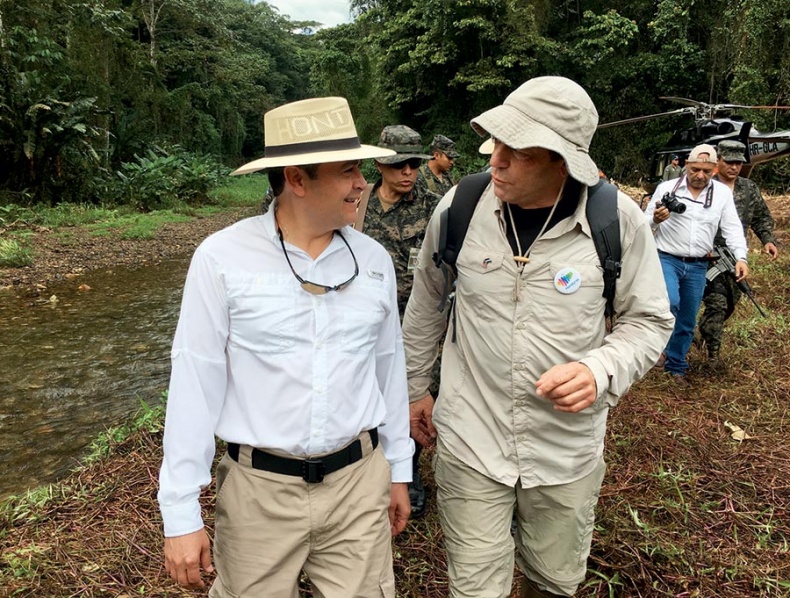 Иллюстрация к книге — Потерянный город Обезьяньего бога [i_037.jpg]