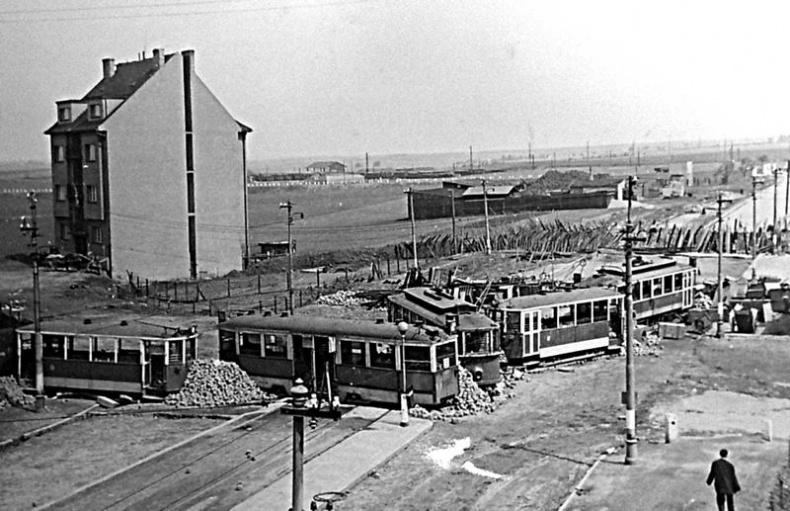 Иллюстрация к книге — Последний бой. Кто освободил Прагу? [i_008.jpg]