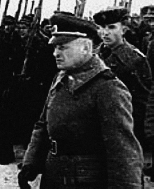 Иллюстрация к книге — Последний бой. Кто освободил Прагу? [i_041.jpg]