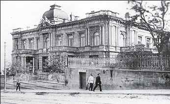 Иллюстрация к книге — Маршал Берия. Штрихи к биографии [i_037.jpg]