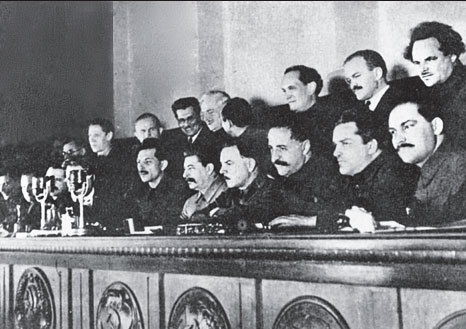 Иллюстрация к книге — Маршал Берия. Штрихи к биографии [i_092.jpg]