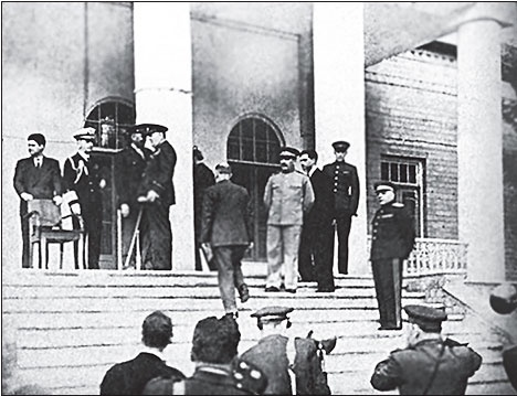 Иллюстрация к книге — Маршал Берия. Штрихи к биографии [i_205.jpg]