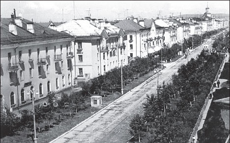 Иллюстрация к книге — Маршал Берия. Штрихи к биографии [i_227.jpg]