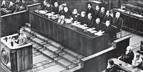 Иллюстрация к книге — Маршал Берия. Штрихи к биографии [i_249.jpg]