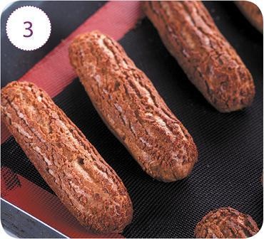 Иллюстрация к книге — Закуски и десерты из заварного теста. Эклеры, профитроли, буше [i_010.jpg]