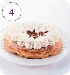 Иллюстрация к книге — Закуски и десерты из заварного теста. Эклеры, профитроли, буше [i_081.jpg]