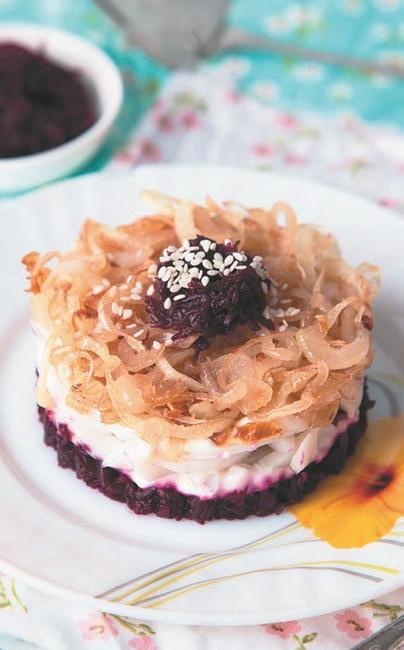 Иллюстрация к книге — Слоеные салаты [i_013.jpg]