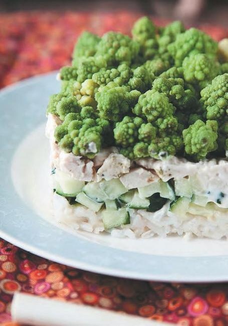 Иллюстрация к книге — Слоеные салаты [i_018.jpg]