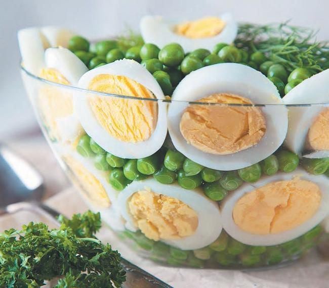 Иллюстрация к книге — Слоеные салаты [i_025.jpg]