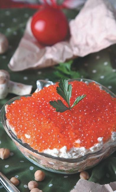 Иллюстрация к книге — Слоеные салаты [i_032.jpg]