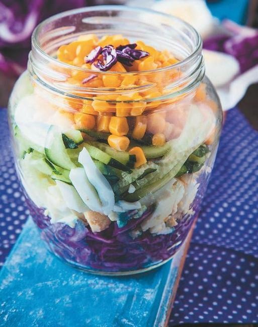 Иллюстрация к книге — Слоеные салаты [i_062.jpg]