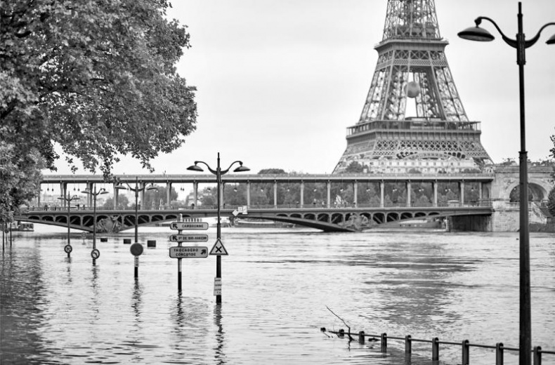 Иллюстрация к книге — Тайны Апокалипсиса [i_042.jpg]