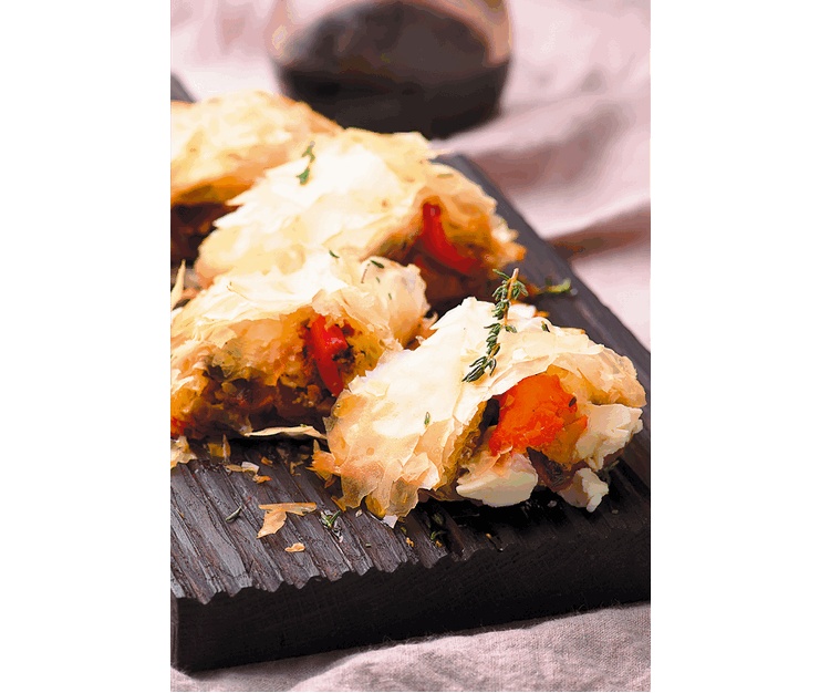 Иллюстрация к книге — Штрудели, завиванцы, вертуты, блинные пироги, буреки [i_010.jpg]