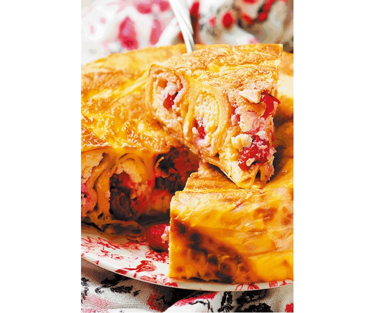 Иллюстрация к книге — Штрудели, завиванцы, вертуты, блинные пироги, буреки [i_063.jpg]