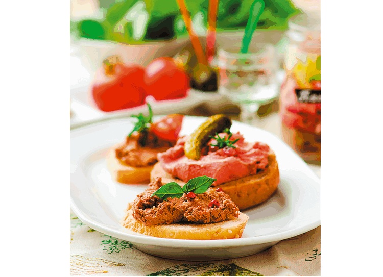 Иллюстрация к книге — Когда гости на пороге [i_006.jpg]