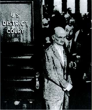 Иллюстрация к книге — Абель-Фишер [i_034.jpg]