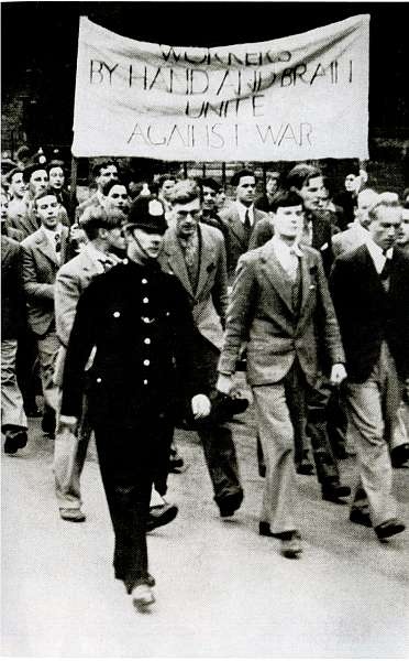 Иллюстрация к книге — Ким Филби [i_012.jpg]