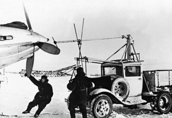 Иллюстрация к книге — Штурмовики. «Мы взлетали в ад» [i_050.jpg]