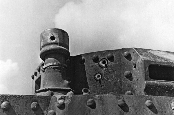 Иллюстрация к книге — Штурмовики. «Мы взлетали в ад» [i_088.jpg]