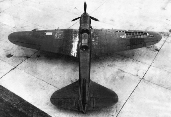 Иллюстрация к книге — Штурмовики. «Мы взлетали в ад» [i_127.jpg]