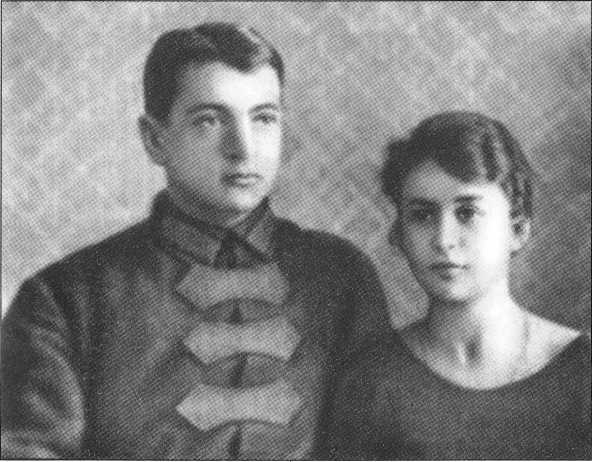 Иллюстрация к книге — Разведка. Вымыслы и правда. Как создается мифотворчество о деятельности специальных служб [image45.jpg]