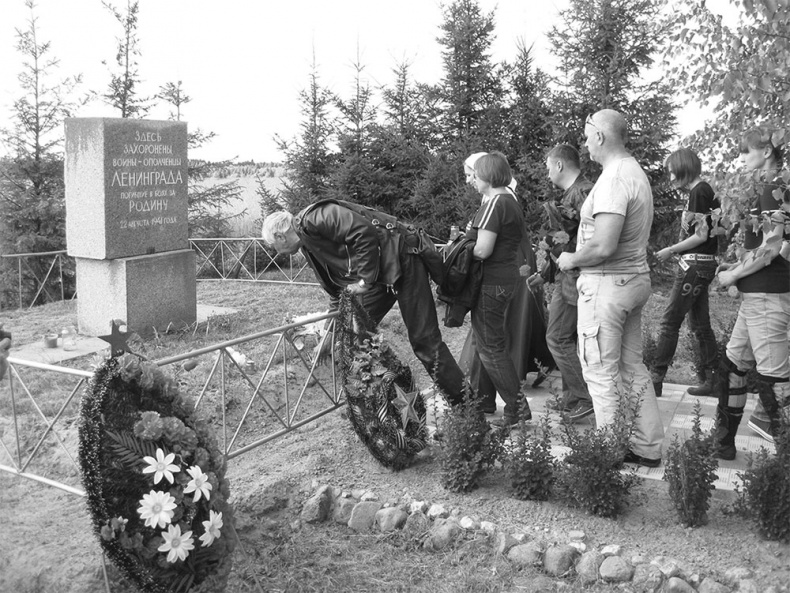 Иллюстрация к книге — Зиновий Колобанов. Время танковых засад [_66.jpg]