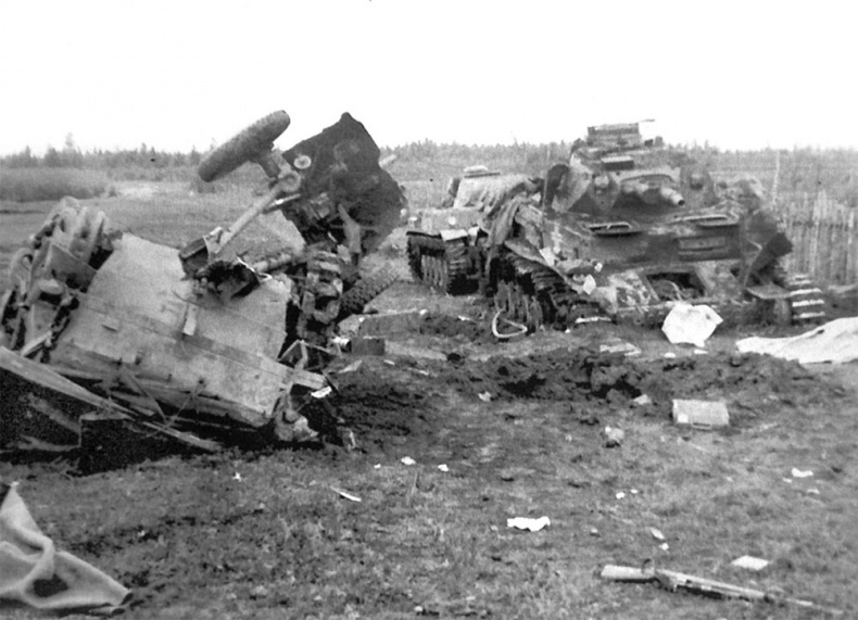 Иллюстрация к книге — Зиновий Колобанов. Время танковых засад [_86.jpg]