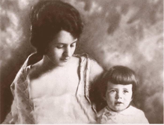 Иллюстрация к книге — Клан Кеннеди [i_017.jpg]