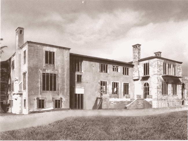 Иллюстрация к книге — Клан Кеннеди [i_040.jpg]