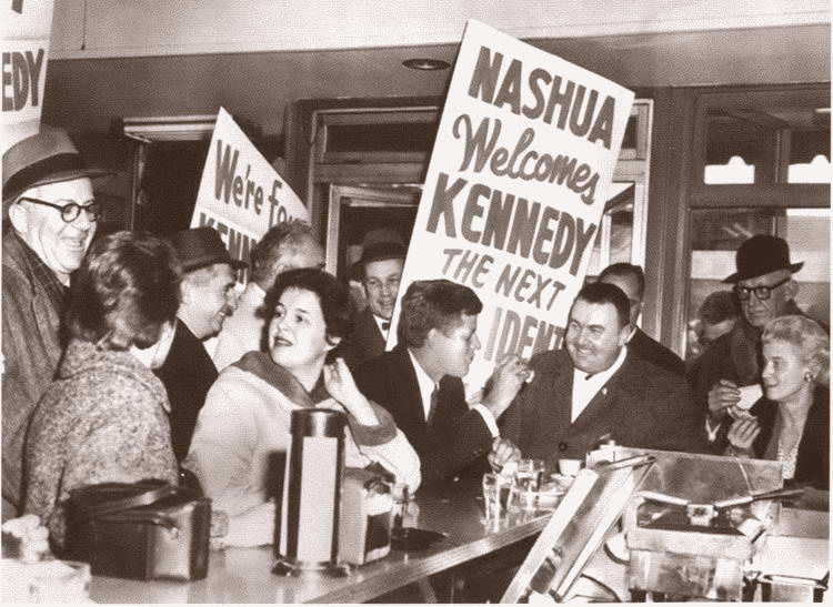 Иллюстрация к книге — Клан Кеннеди [i_048.jpg]