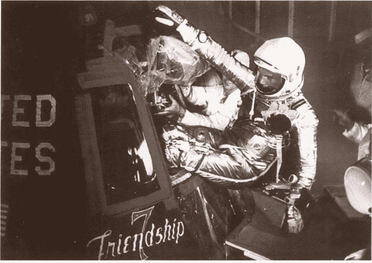 Иллюстрация к книге — Клан Кеннеди [i_061.jpg]