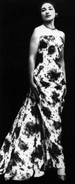 Иллюстрация к книге — Мария Каллас [i_004.jpg]