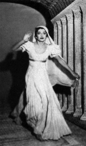 Иллюстрация к книге — Мария Каллас [i_013.jpg]