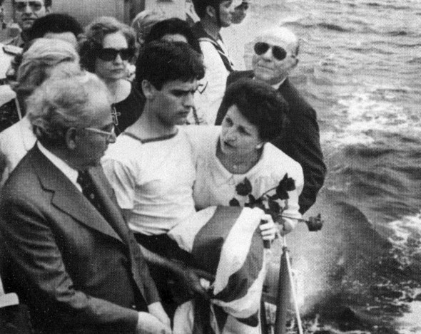 Иллюстрация к книге — Мария Каллас [i_030.jpg]