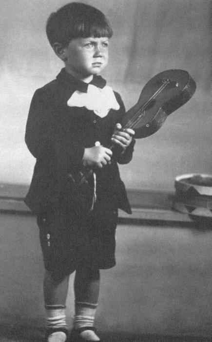 Иллюстрация к книге — Волчий паспорт [_04_1.jpg]