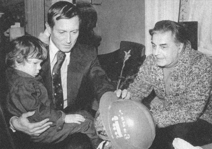 Иллюстрация к книге — Волчий паспорт [v02_05_2.jpg]