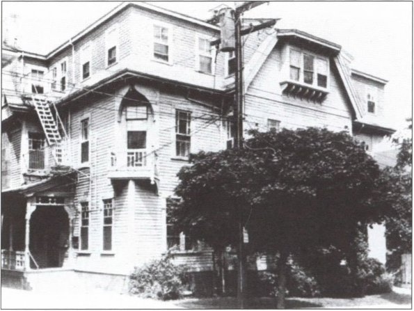 Иллюстрация к книге — Лавкрафт [i_012.jpg]