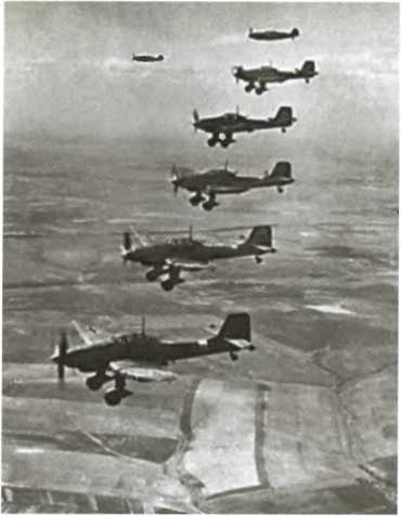 Иллюстрация к книге — Жуков. Маршал на белом коне [i_024.jpg]