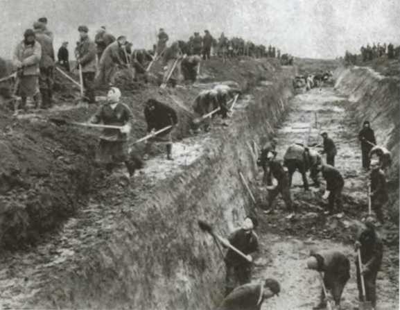 Иллюстрация к книге — Жуков. Маршал на белом коне [i_028.jpg]